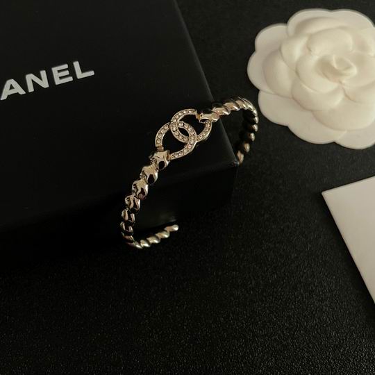 Chanel bracelet 11lyh86 (1)