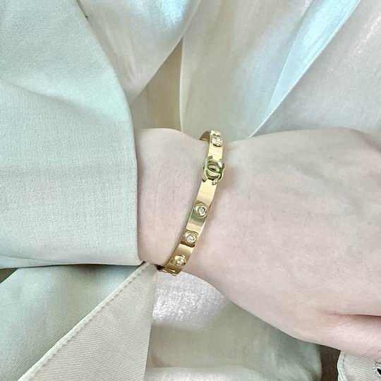 Chanel bracelet 11lyh106 (1)