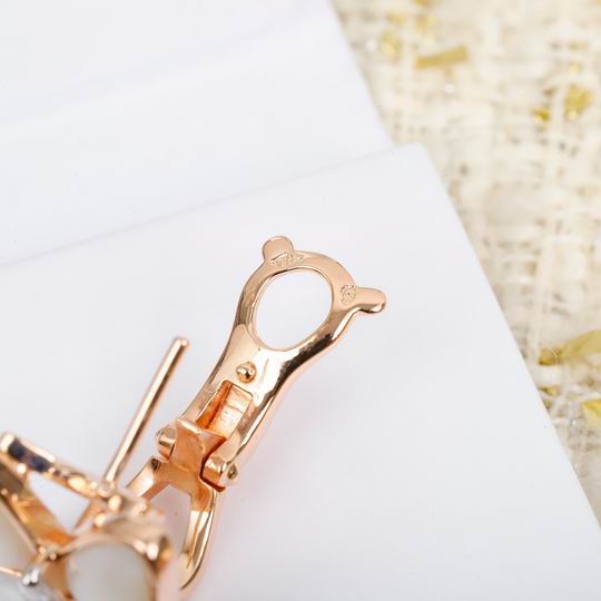 Van Cleef & Arpels earring 04lyh15 (1)