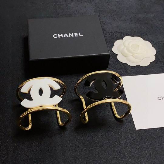 Chanel bracelet 12lyh08 (1)