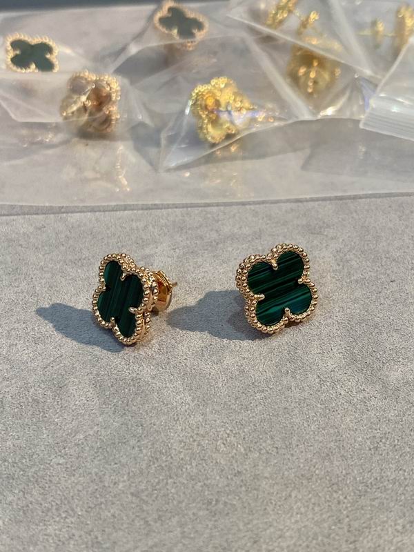 Van Cleef & Arpels earring 03lyh38 (1)