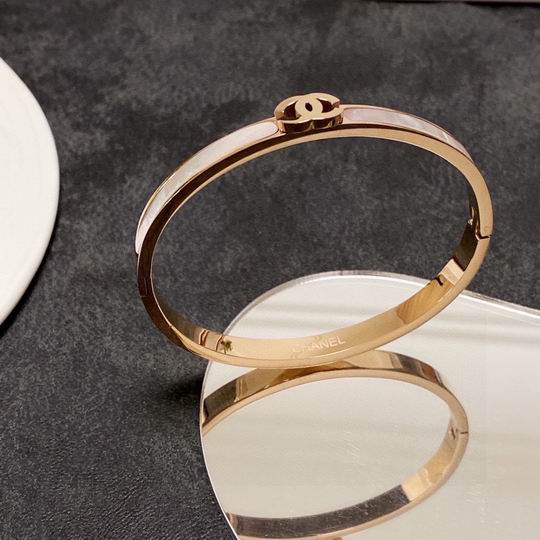 Chanel bracelet 11lyh125 (1)