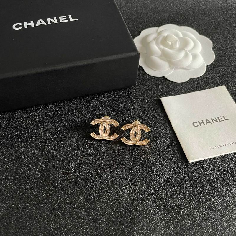 Chanel Earring 07yxh69 (1)