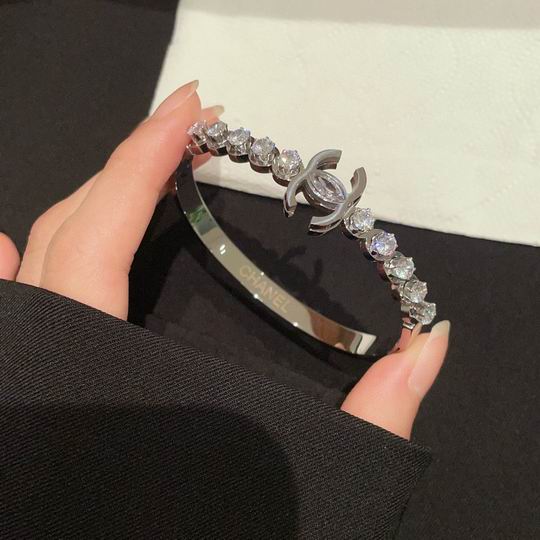 Chanel bracelet 12lyh04 (1)