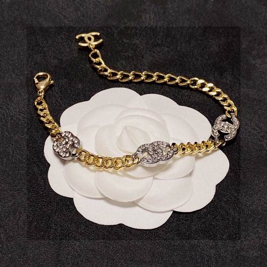 Chanel bracelet 12lyh03 (1)
