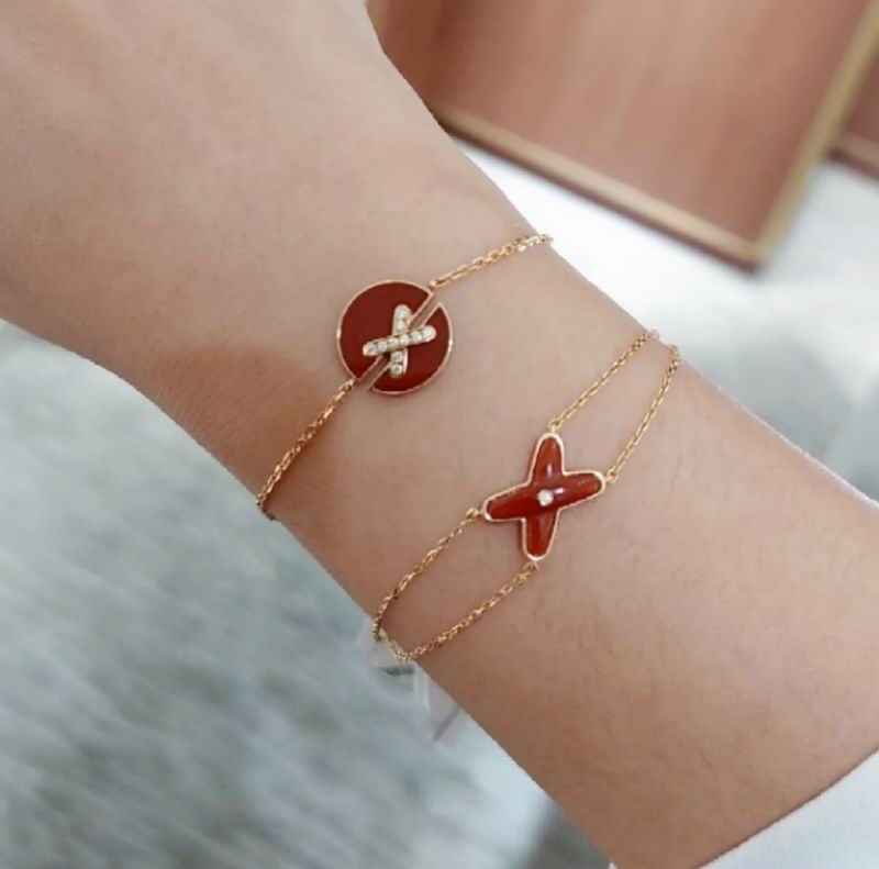 Van Cleef & Arpels bracelet 03lyh56 (1)