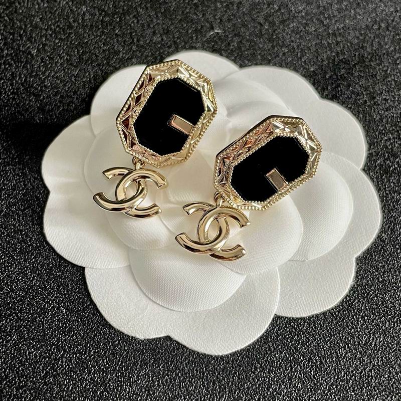 Chanel Earring 06yxh57 (1)