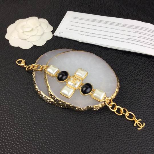 Chanel bracelet 12lyh58 (1)