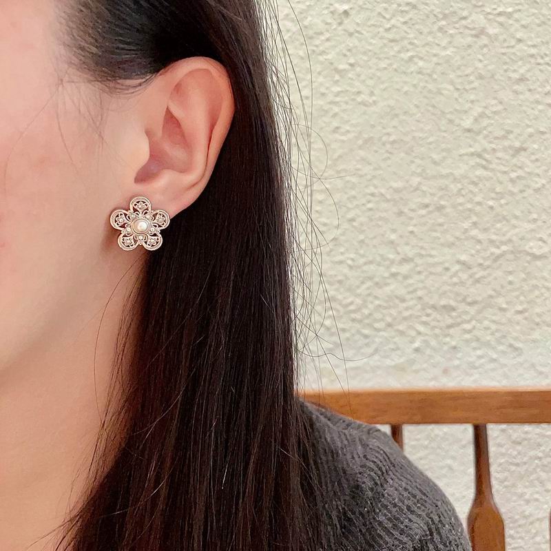 Chanel Earring 07yxh49 (1)