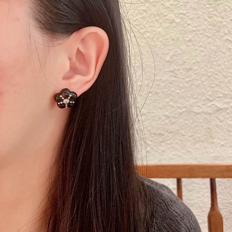 Chanel Earring 06yxh58 (1)