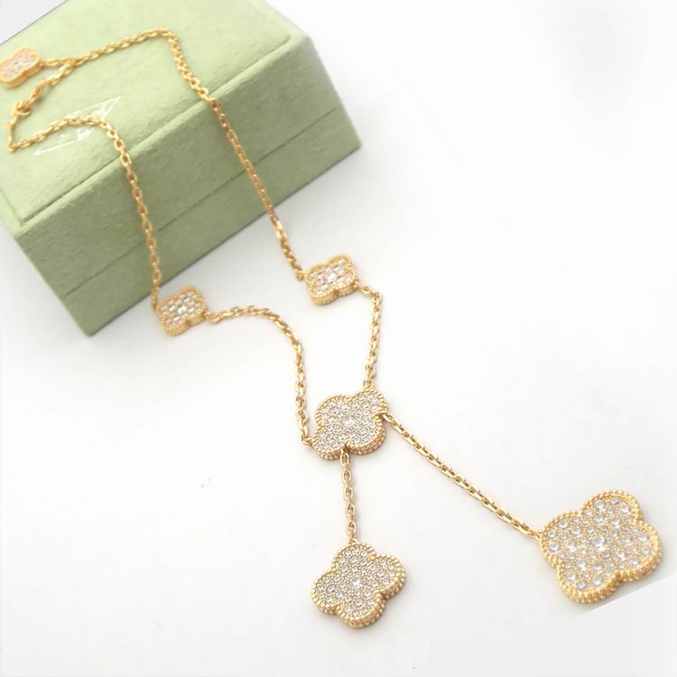 Van Cleef & Arpels necklace 04lyh31 (1)