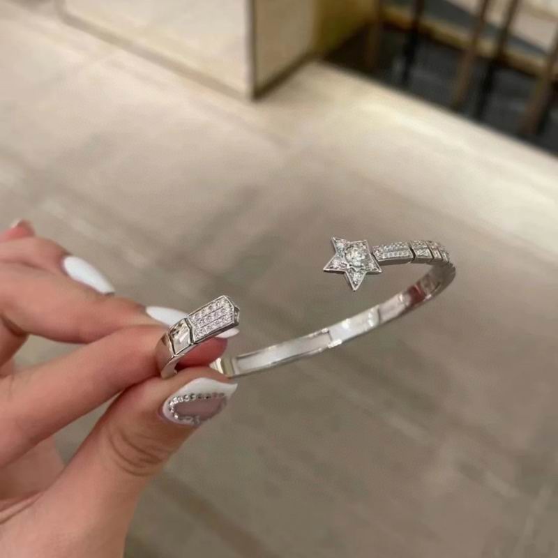 Chanel bracelet 07yxh01 (1)