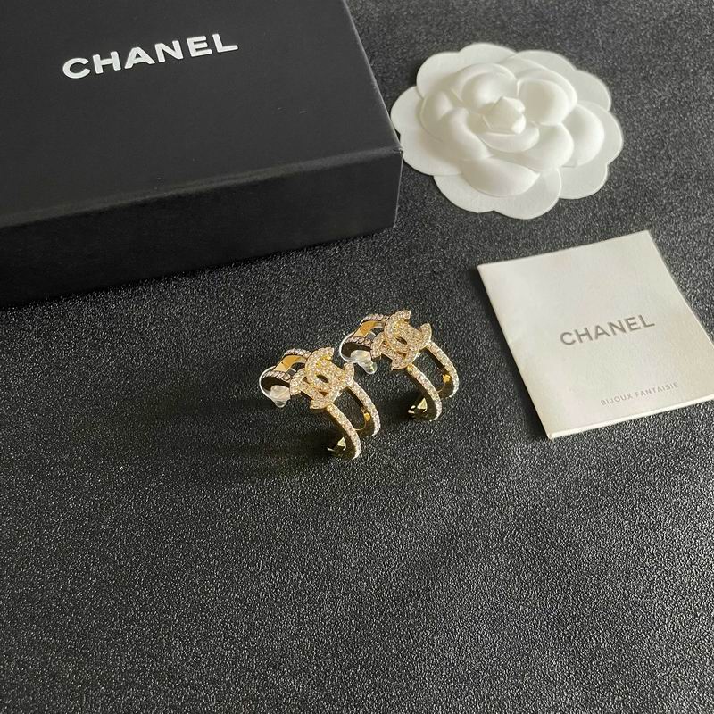 Chanel Earring 07yxh90 (1)