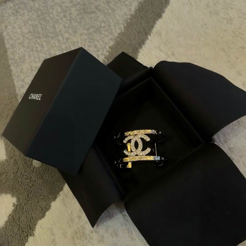 Chanel bracelet 06yxh06 (1)