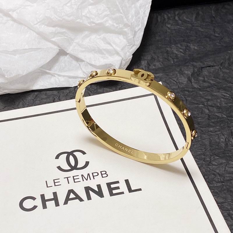 Chanel bracelet 2lyx42 (9)