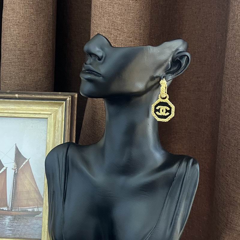 Chanel Earring 07yxh38 (1)