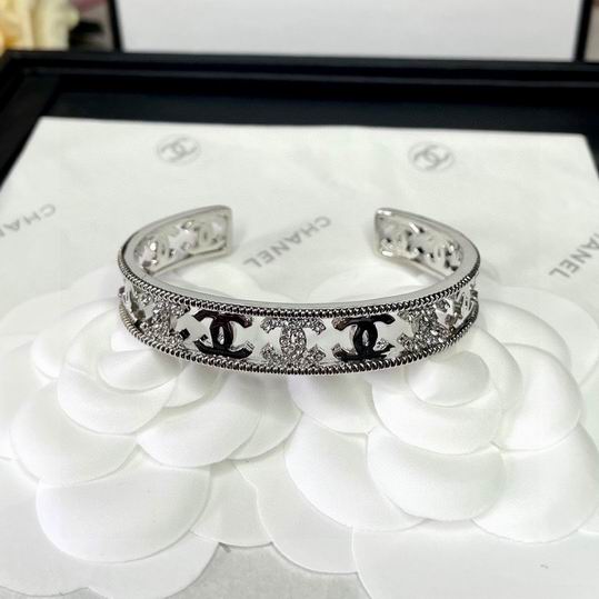 Chanel bracelet 11lyh103 (1)