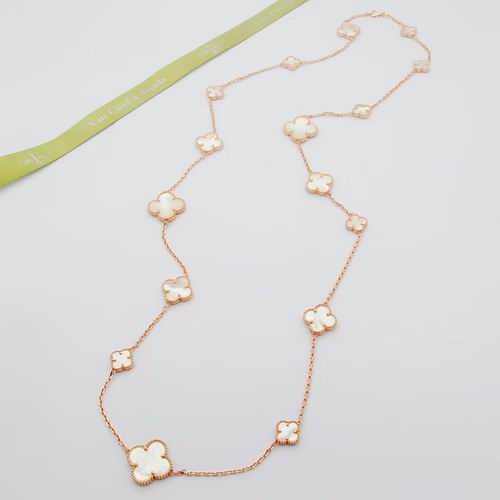 Van Cleef & Arpels necklace 01lyh40 (1)