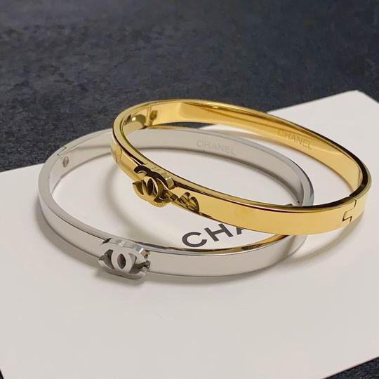 Chanel bracelet 11lyh136 (1)