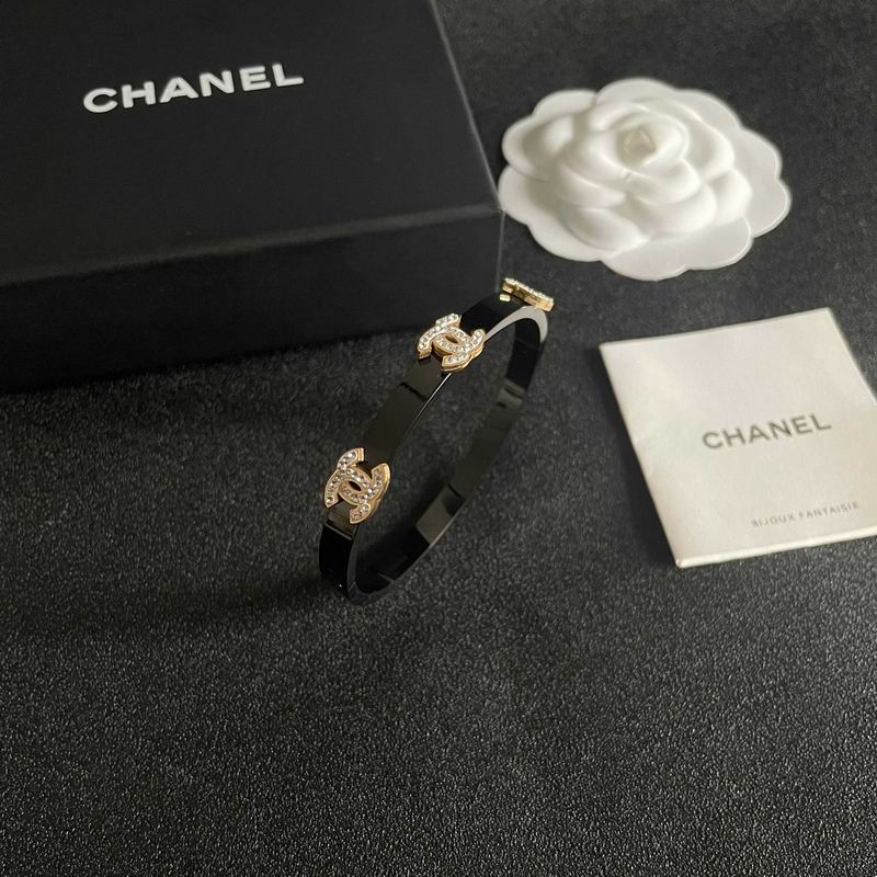 Chanel bracelet 05yxh14 (1)