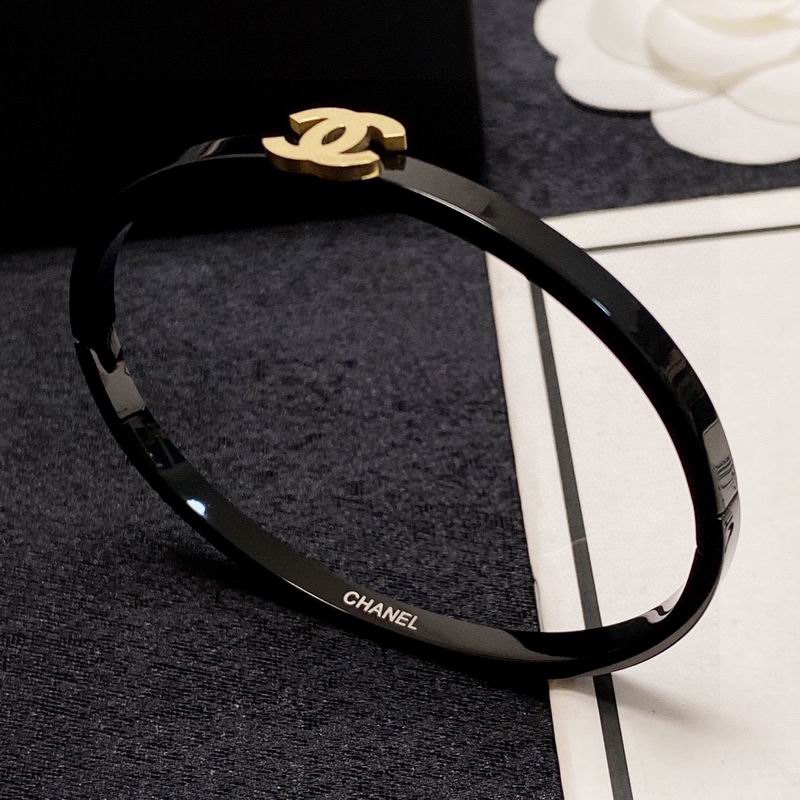 Chanel bracelet 1lyx19 (9)