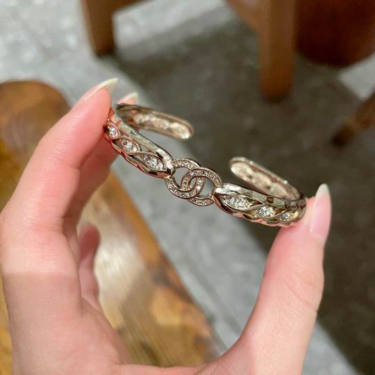 Chanel bracelet 11lyh84 (1)