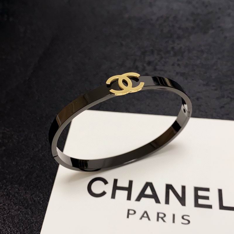 Chanel bracelet 2lyx38 (9)