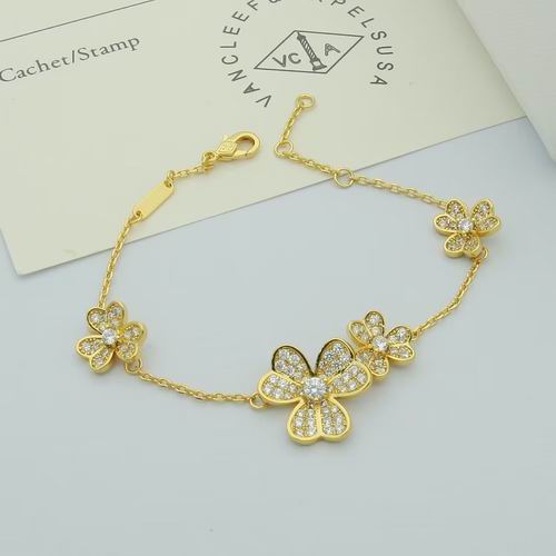 Van Cleef & Arpels bracelet 04lyh27 (1)