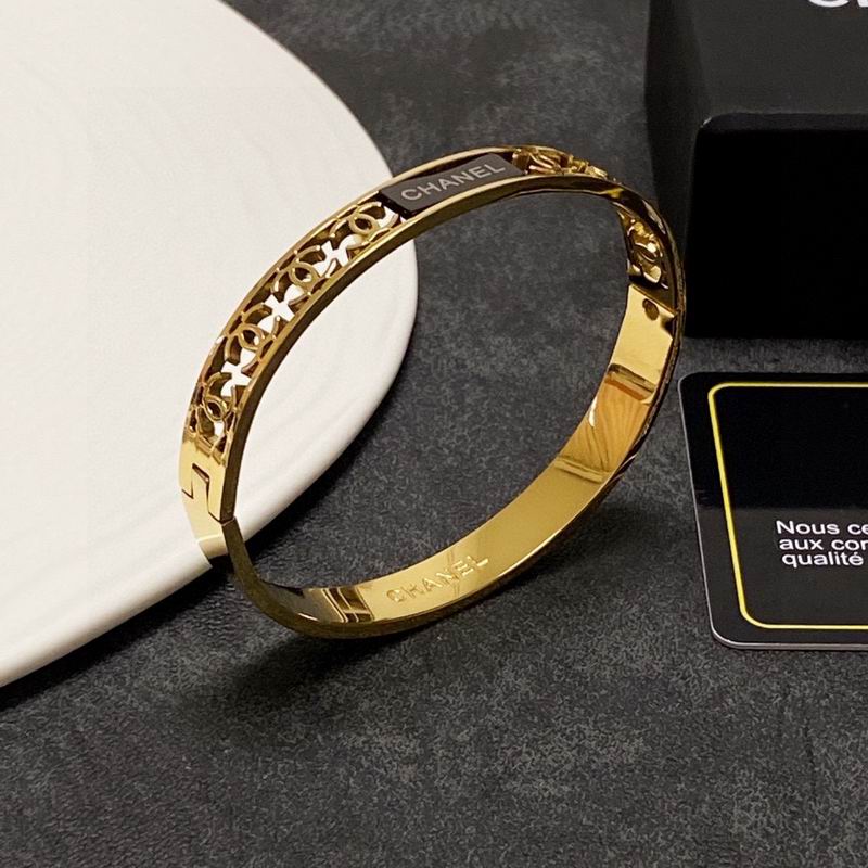 Chanel bracelet 3lyx61 (9)
