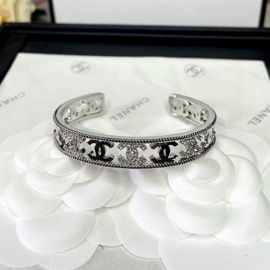 Chanel bracelet 11lyh126 (1)