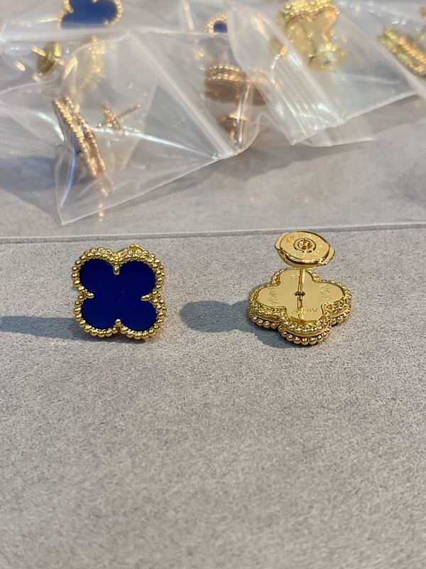 Van Cleef & Arpels earring 03lyh38 (1)