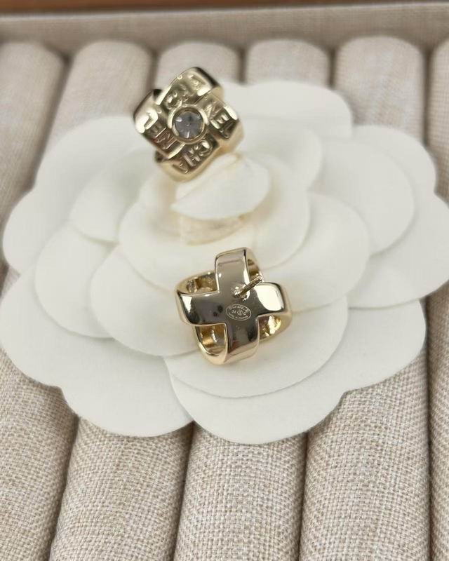 Chanel Earring 06yxh46 (1)