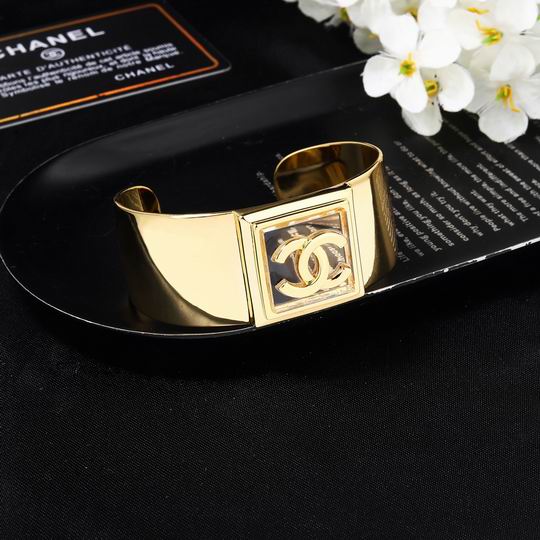 Chanel bracelet 12lyh69 (1)
