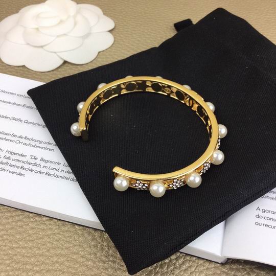 Chanel bracelet 12lyh62 (1)