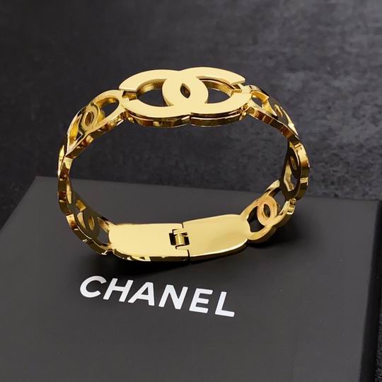 Chanel bracelet 11lyh140 (1)