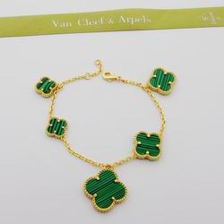 Van Cleef & Arpels bracelet20 (8)