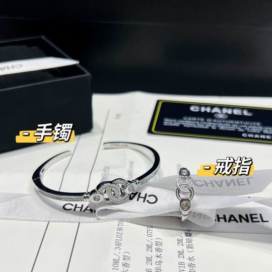Chanel bracelet 11lyh83 (1)