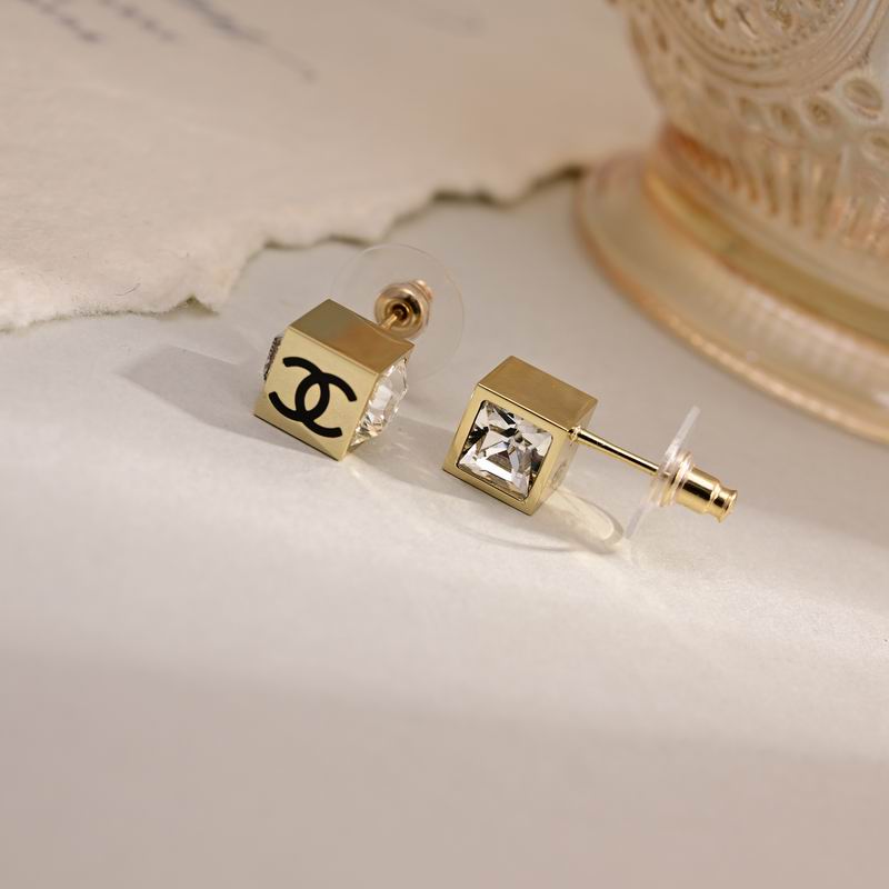 Chanel Earring 06yxh52 (1)
