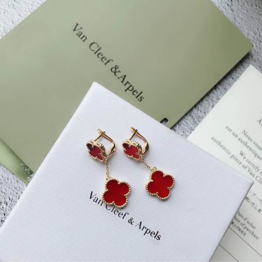Van Cleef & Arpels earring 05lyh17 (1)