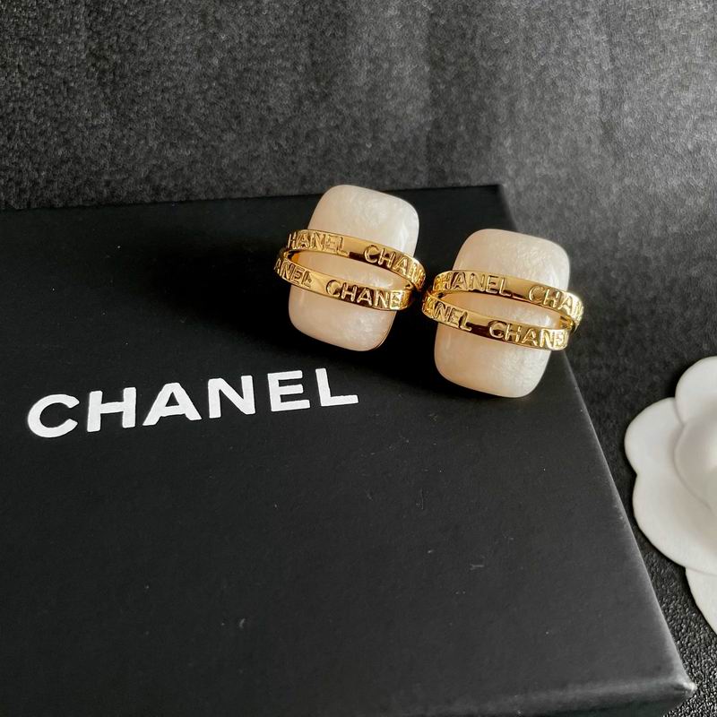 Chanel Earring 07yxh71 (1)