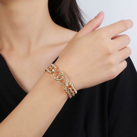 Chanel bracelet 12lyh58 (1)