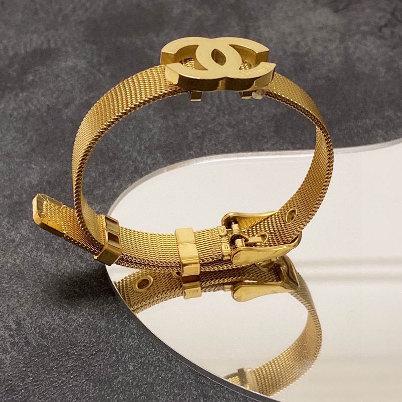 Chanel bracelet 1lyx18 (9)