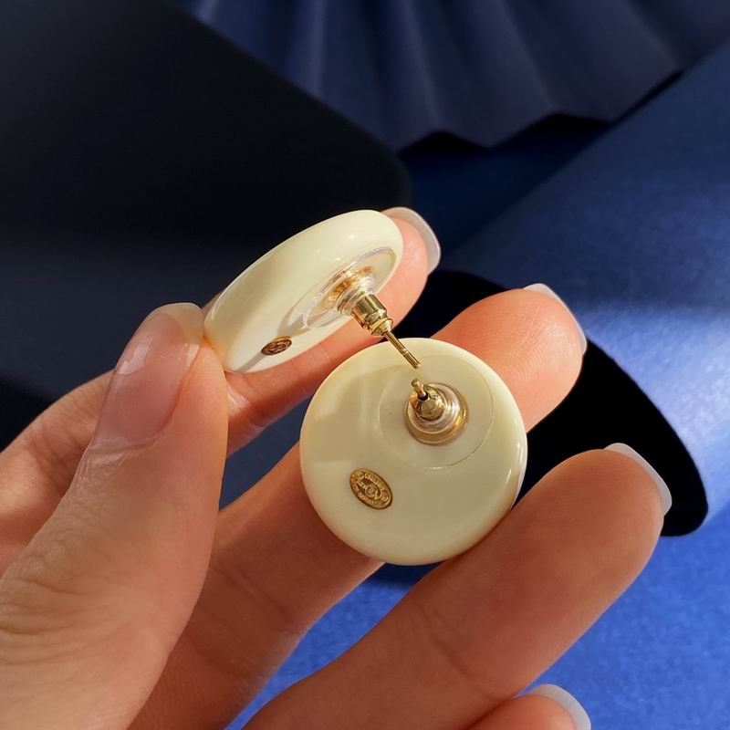 Chanel Earring 06yxh01 (1)