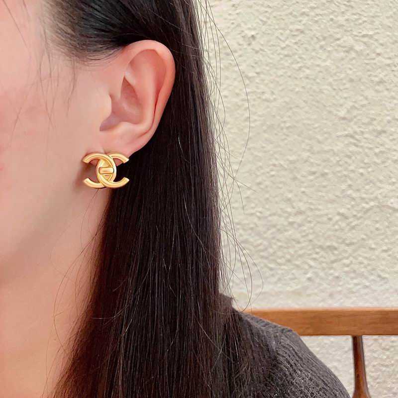 Chanel Earring 07yxh29 (1)