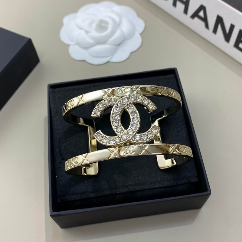 Chanel bracelet 06yxh06 (1)