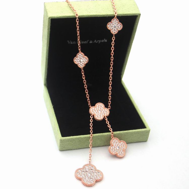 Van Cleef & Arpels necklace 04lyh31 (1)
