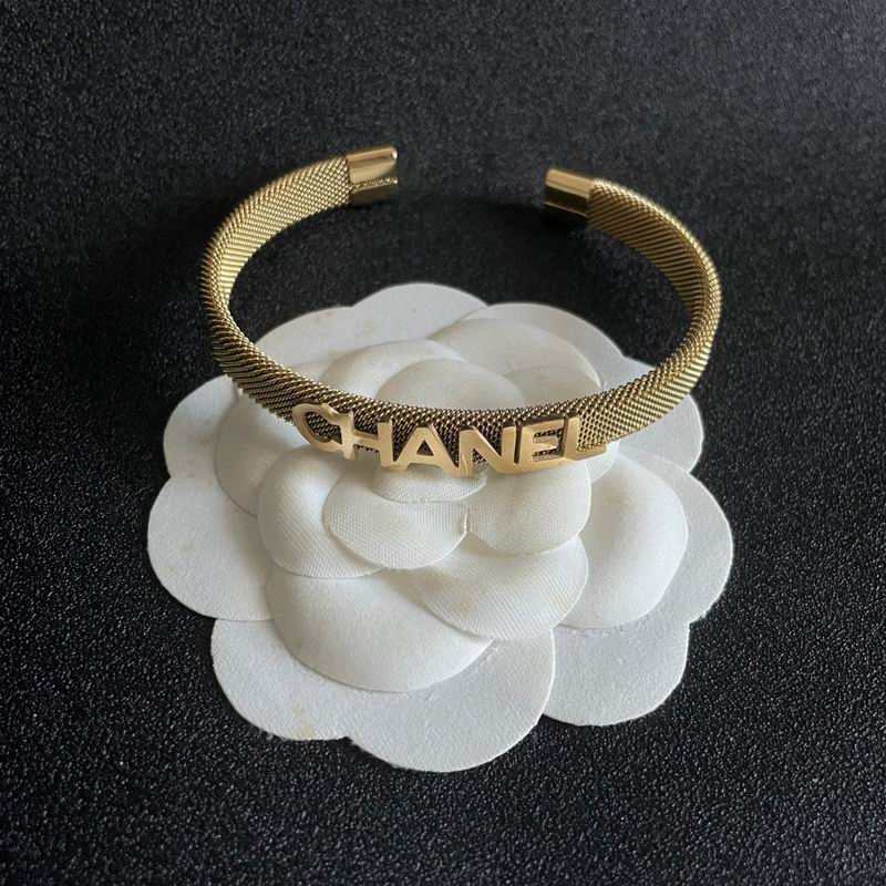 Chanel bracelet 05yxh10 (1)