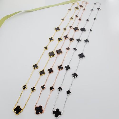 Van Cleef & Arpels necklace 01lyh40 (1)
