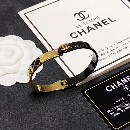 Chanel bracelet 11lyh107 (1)