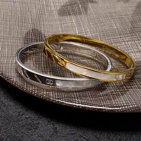 Chanel bracelet 11lyh133 (1)